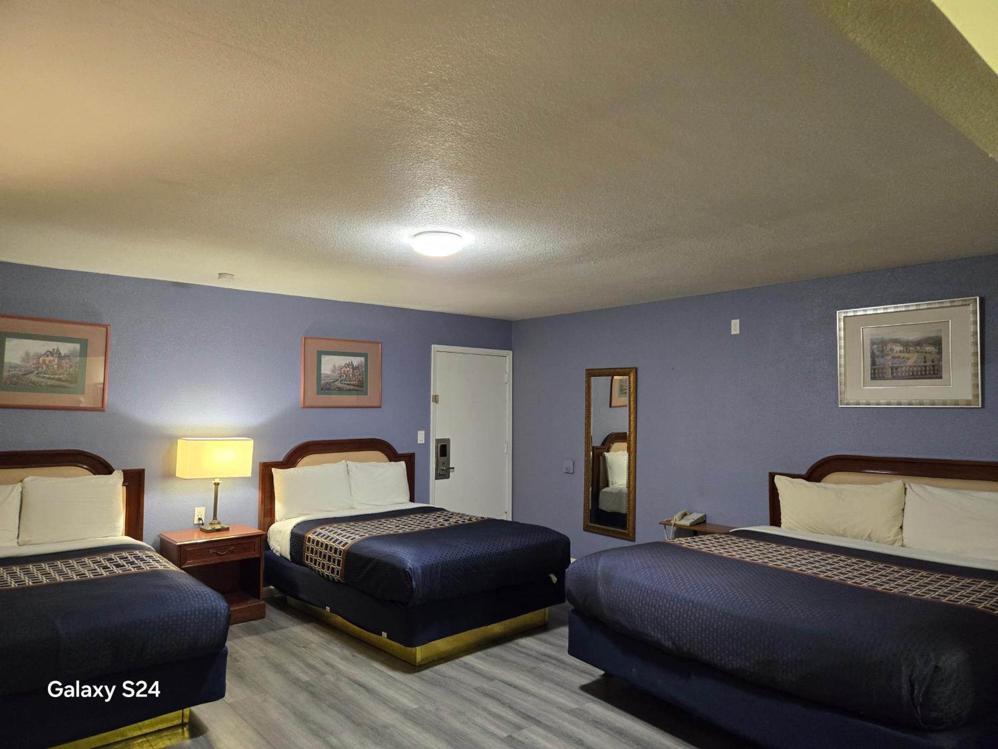 Rodeway Inn & Suites Blythe I-10 Exteriör bild