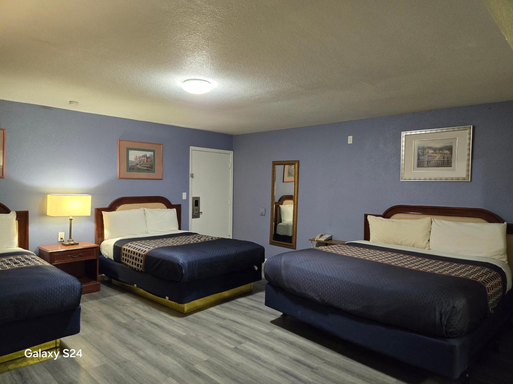Rodeway Inn & Suites Blythe I-10 Exteriör bild