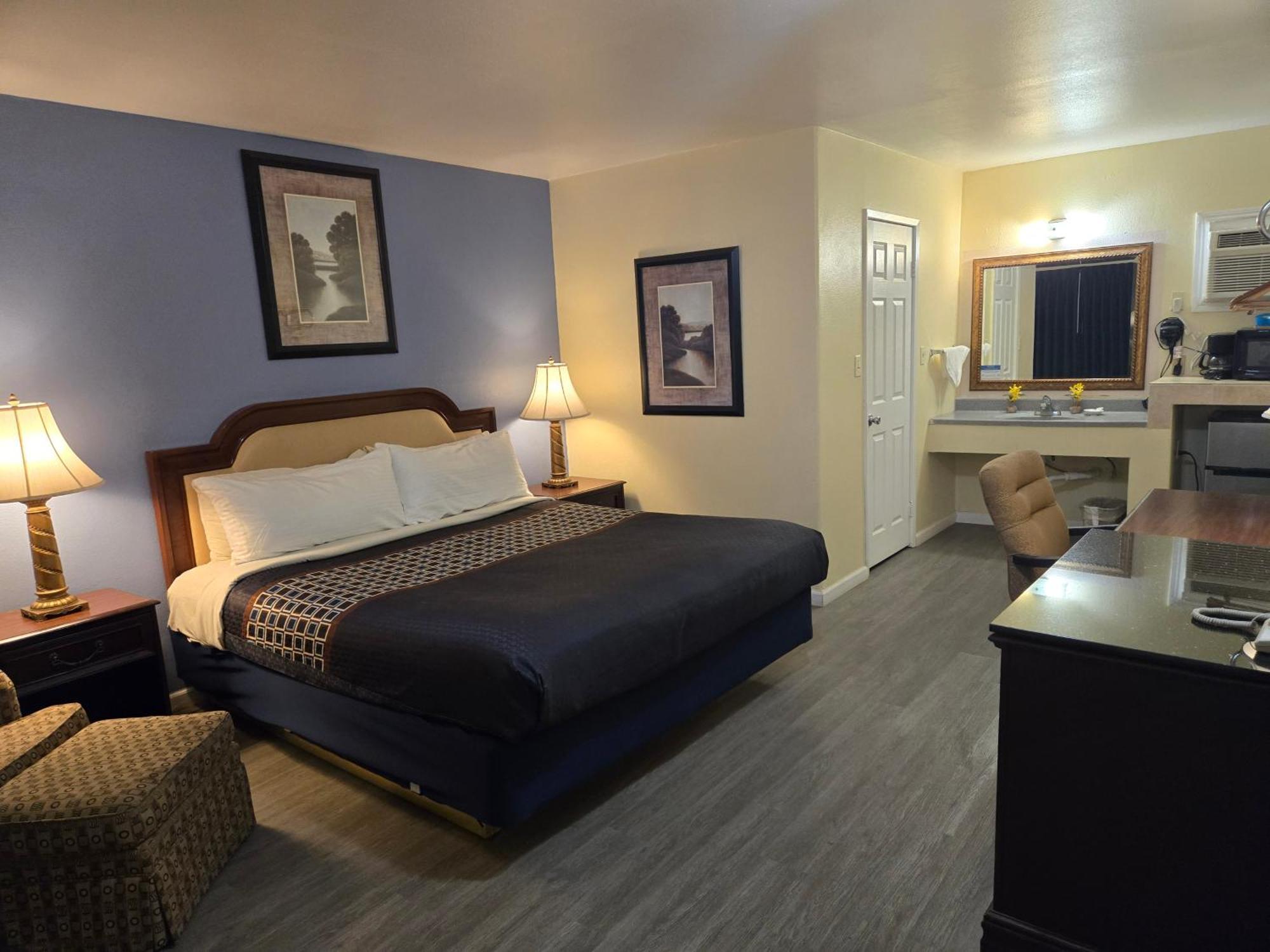 Rodeway Inn & Suites Blythe I-10 Exteriör bild