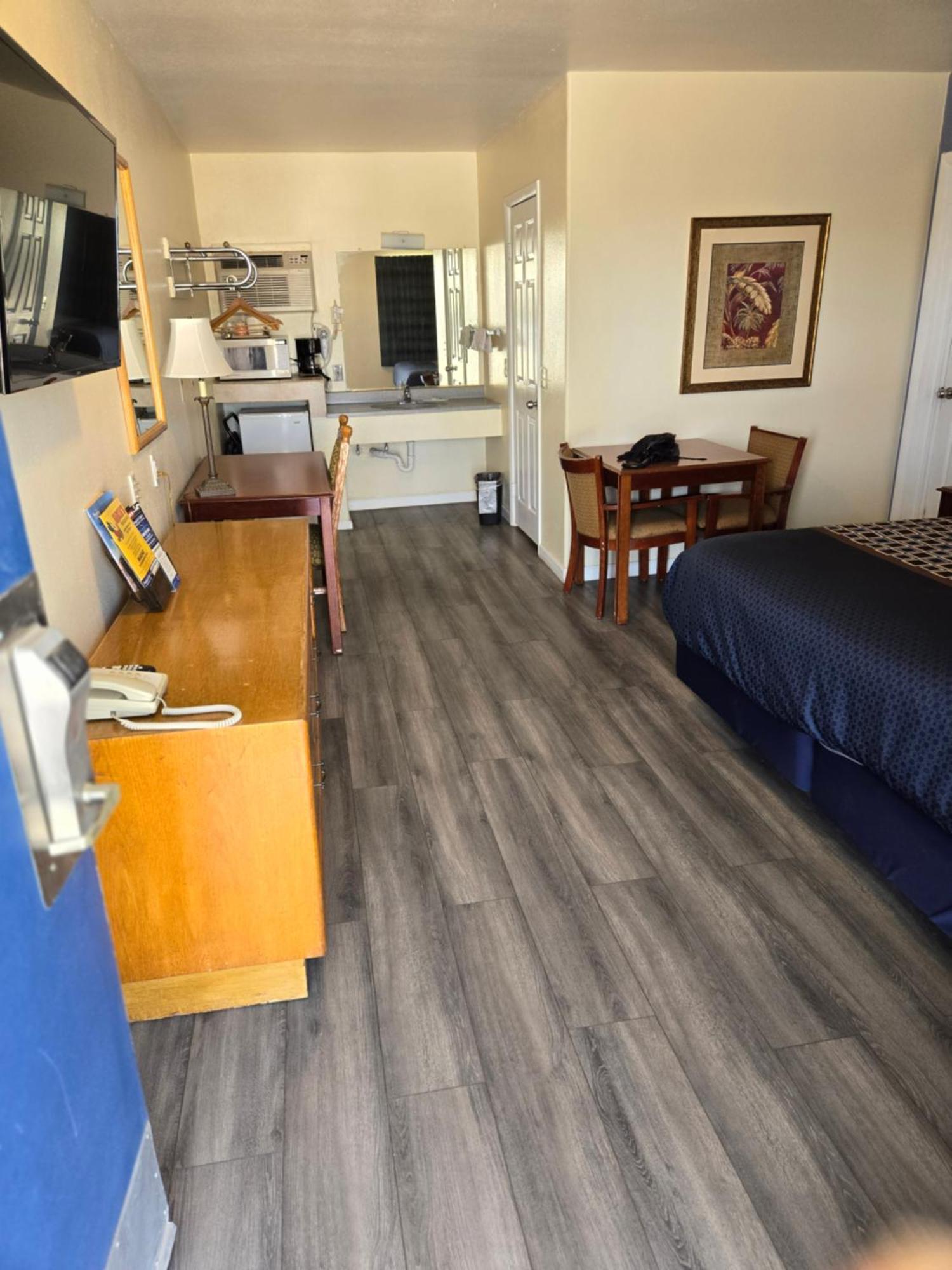 Rodeway Inn & Suites Blythe I-10 Exteriör bild